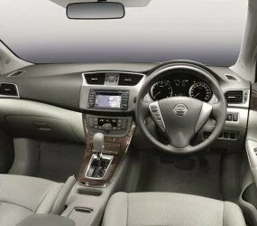 Nissan Slyphy interior dash